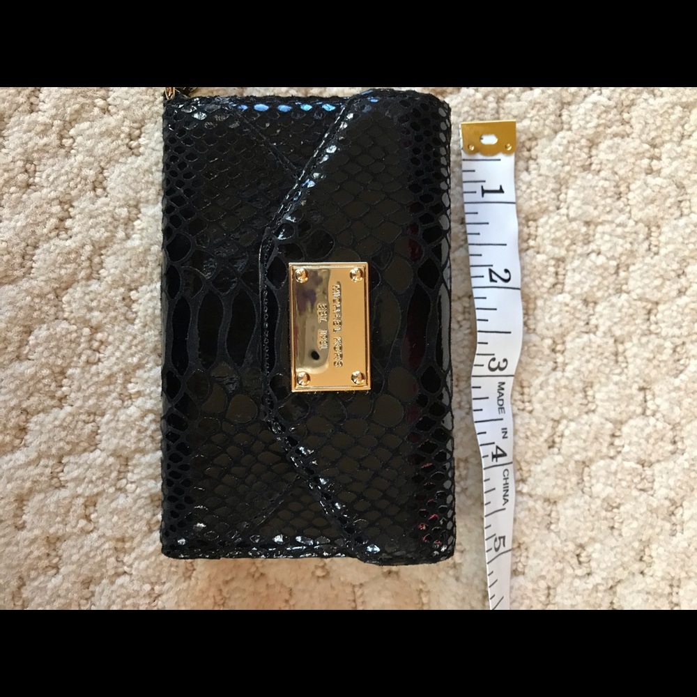 MICHAEL KORS WALLET CLUTCH - Picture 5 of 12